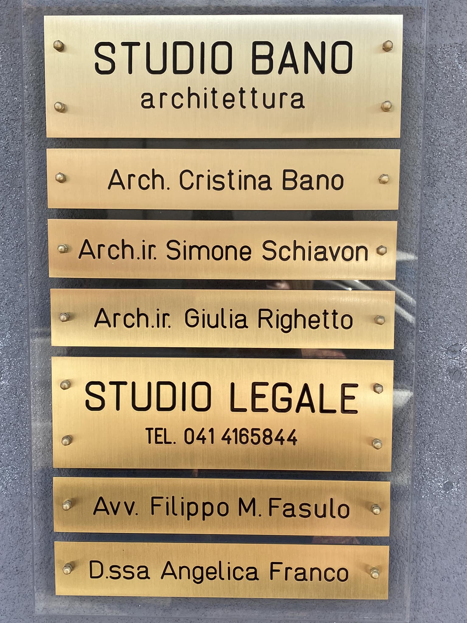 Targhe in Ottone